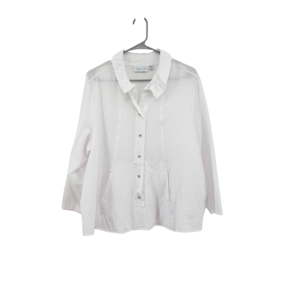 Habitat Women's Textured Button Front Flare Hem Top - XL - Picture 1 of 9